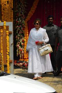 Helen during Ganpati Visarjan