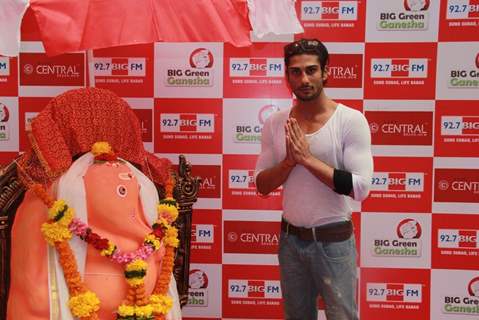 Prateik Babbar visited 92.7 Big FM's Big Green Ganesha