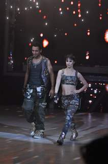 Lauren and Punit perform at Jhalak Dikhhla Jaa Super Finale