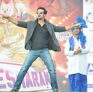 Ranbir Kapoor performs at the Promotion of his film Besharam