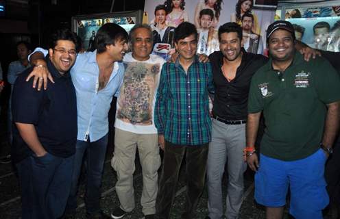 Grand Masti teams visits Gaeity Galaxy Cinema Halls