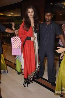 Aishwarya Rai Bachchan at the Giants International Annual Awards