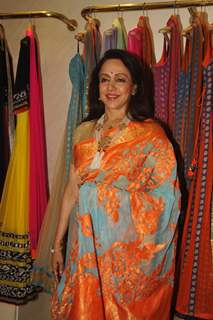 Hema Malini joins fashion designer Neeta Lulla at her flagship store