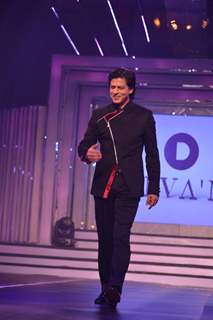 Sharukh Khan pays tribute to Yash Chopra