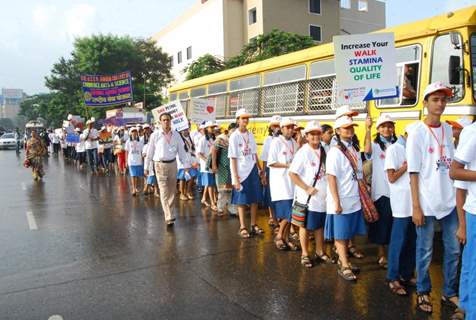 Students at the Walkathon 2013