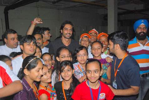 Arjun Rampal at the Walkathon 2013