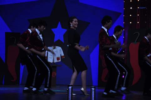 Sonakshi Sinha performs during 'Bulet Raja' Promotions