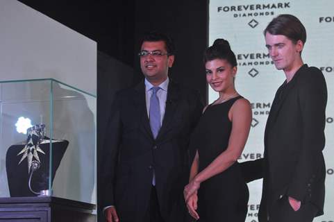 Jacqueline Fernandes unveils Gareth Pugh's new collection