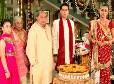 A still image from the show Bandini