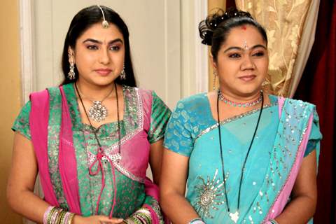 Rajeshwari and Jalpa looking beautiful