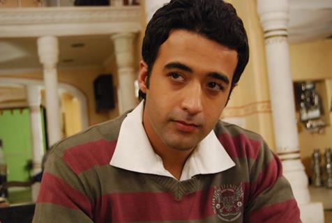 Puneet Tejwani as Dr. Shlok