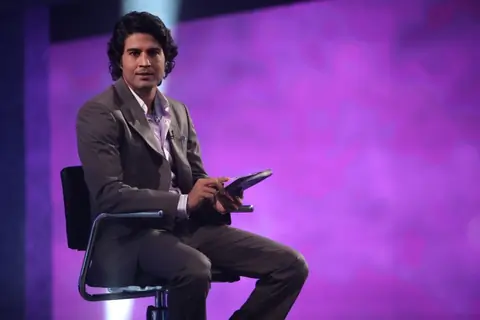 Rajeev making contestant play Sach Ka Saamna