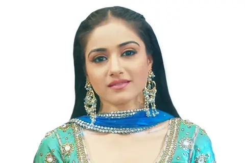 Neha Bamb as Mahi Malhotra