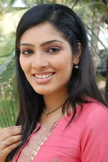 Hritu Dhudani looking gorgeous