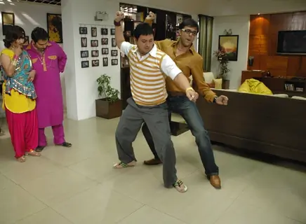 A scene from Ghar Ki Baat Hai