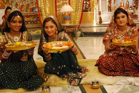 A still of Sadhna, Ragini and Avni