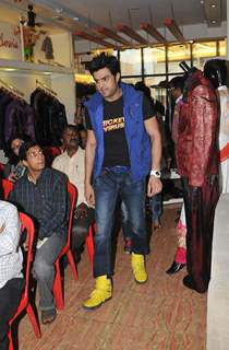 Manish Paul promotes his upcoming film 'Mickey Virus'