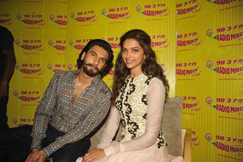 Ranveer and Deepika at Ram Leela promotions at 98.3 Radio Mirchi