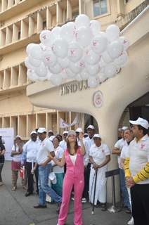 John Abraham, Raageshwari flag off ‘diabetic walk’