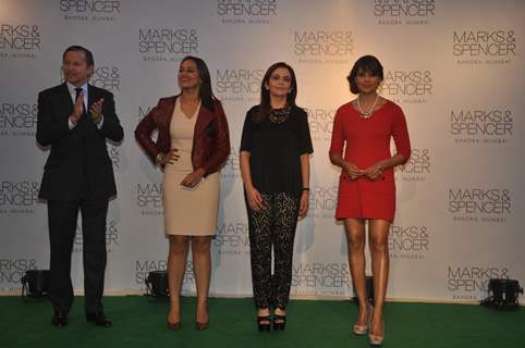 Bipasha, Sonakshi & Nita Ambani at 'Marks & Spencer' launch