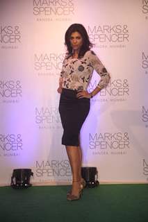 Bipasha, Sonakshi & Nita Ambani at 'Marks & Spencer' launch