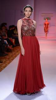 Mugdha Godse walked the ramp for Designer Nitya Bajaj at Pune Fashion Week 2013