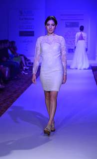 Mugdha Godse walked the ramp for Designer Nitya Bajaj at Pune Fashion Week 2013