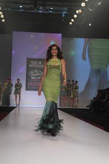 Sonam Kapoor at Signature International Fashion Week End