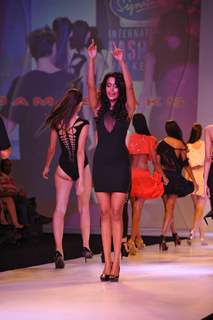 Sarah Jane Dias showstopper at the Signature International Fashion Week in Mumbai