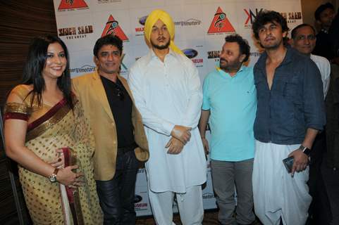 The cast of Singh Saab The Great at the event