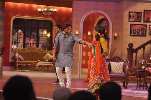 Saif during Bullet Raja's Promotions on Comedy Nights with Kapil