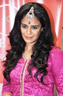 Mona Singh at the Launch of Tangerine Home Couture