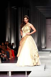 Sania Mirza at the Aamby Valley India Bridal Fashion Week - Day 4