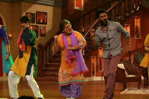 Promotion of R....Rajkumar on Comedy Nights with Kapil
