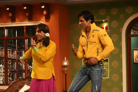 Gaurav Gera and Sonu Sood perform on Comedy Nights with Kapil