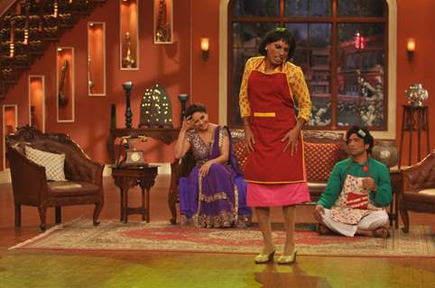 Dedh Ishqiya Promotions on Comedy Nights With Kapil