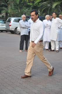 Pavan Malhotra at Farooq Shaikh's Condolence Meeting