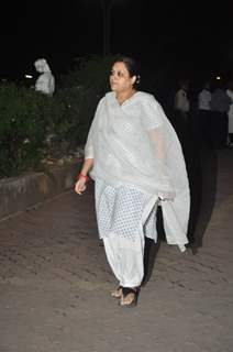 Supriya Pathak at Farooq Shaikh's Condolence Meeting