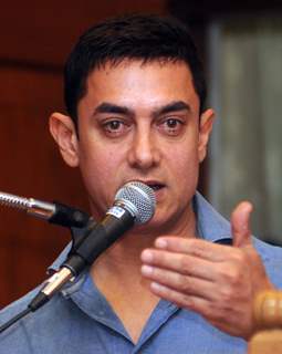 Aamir Khan at the road safety seminar