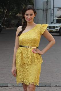 Evelyn Sharma at the Annoucement of Nyuzmakers Cricket Challenge 2014