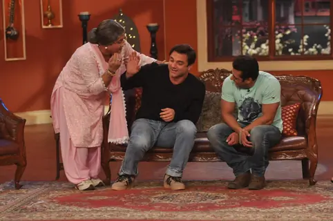 Jai Ho Promptions on Comedy Night With Kapil