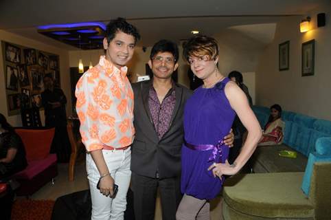 Vivek Mishraa and Bobby Darling were at Kamaal. R. Khan's Birthday Bash