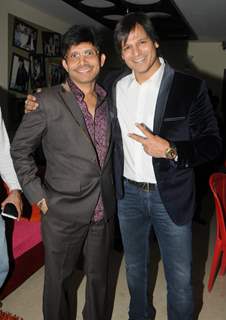 Vivek Oberoi was seen at Kamaal. R. Khan's Birthday Bash