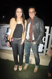 Gauri and Yash Tonk watch SHOLAY 3D