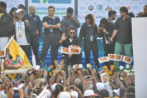 John Abraham at the Mumbai Marathon 2014