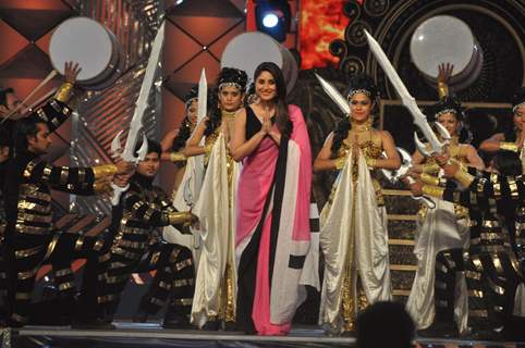 Kareena Kapoor was seen at Umang 2014