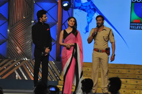 Ajay Devgn dressed as a cop at Umang 2014