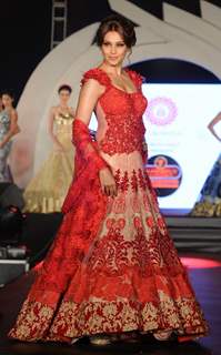 Bipasha Basu walks the ramp at Rohhit Verma's Fashion Show