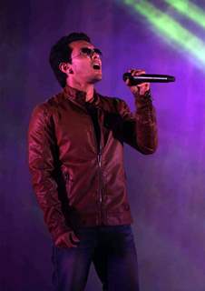 Aditya Narayan promotes Heartless