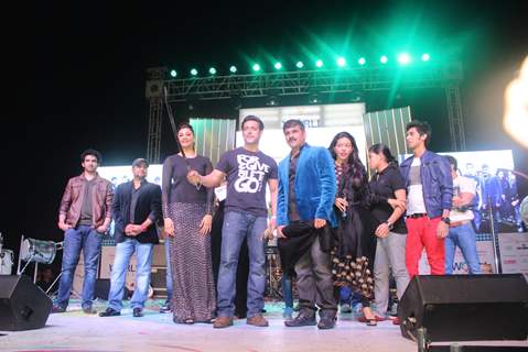 Salman Khan at the Worli Festival 2014